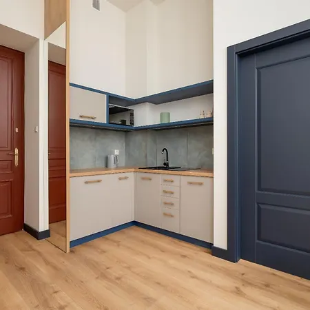 1-bedroom - Augustianska 1 Street شقة *